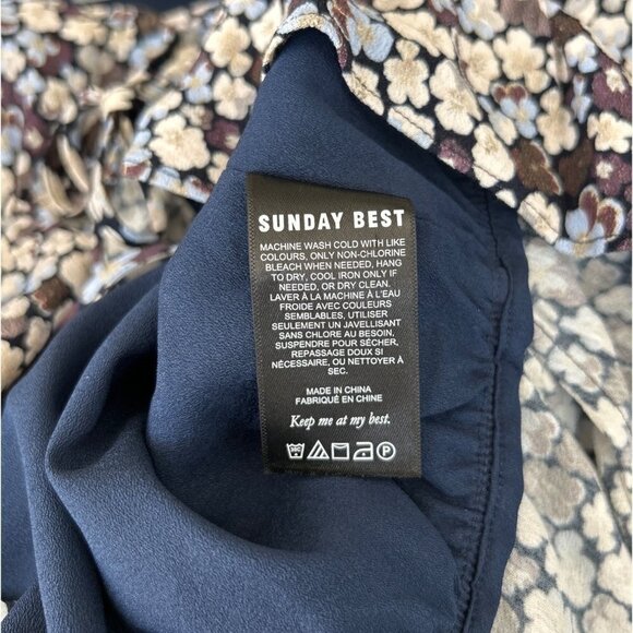 Aritzia Sunday Best Crop Top Size Medium - Picture 8 of 9